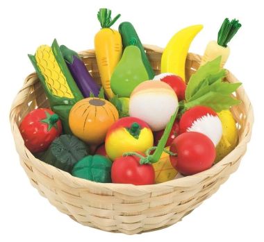 Warzywa i owoce w koszykach
