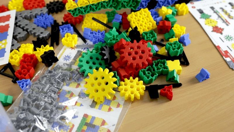 Zestaw klocków i kół zębatych, Morphun 320 elementów