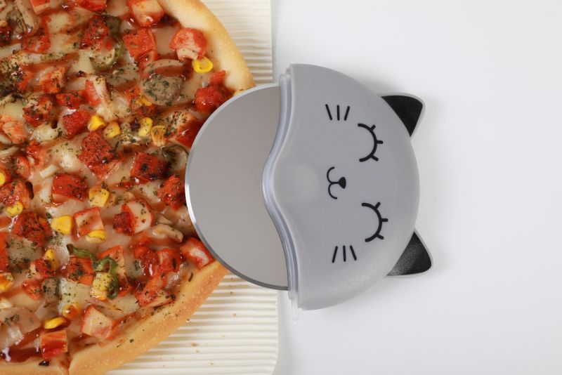 Radełko do krojenia pizzy z kotem