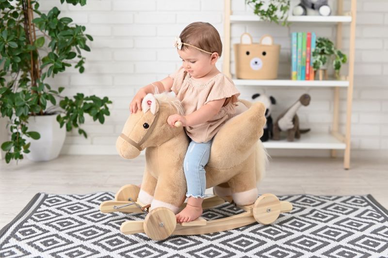 Bujaczek Pegaz Beżowy z fotelikiem i kołami