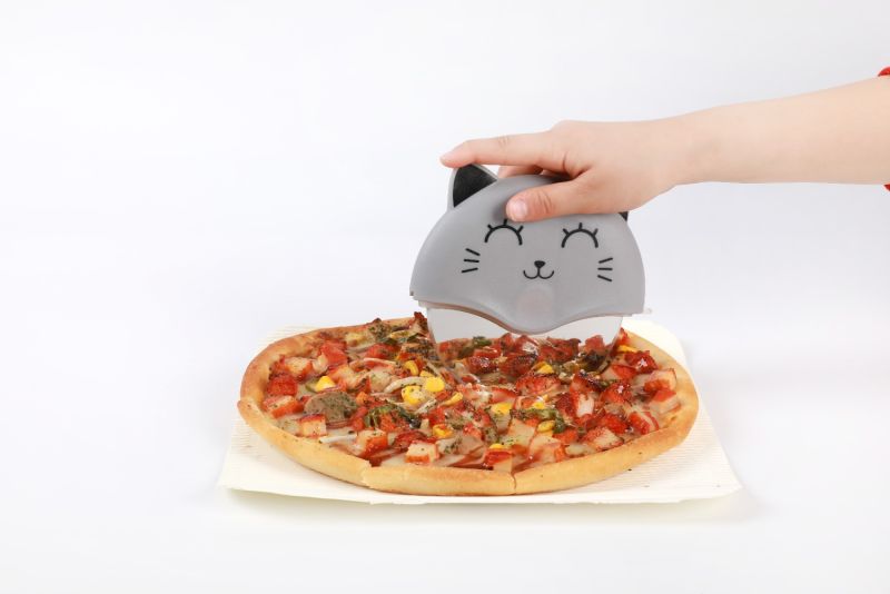 Radełko do krojenia pizzy z kotem