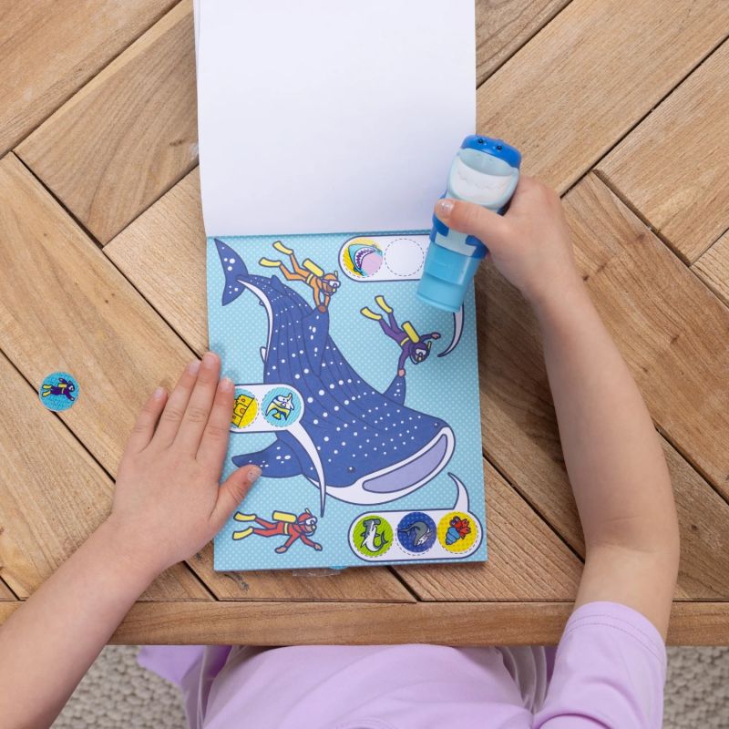 Sticker WOW! Książeczka aktywności + stempel Rekin