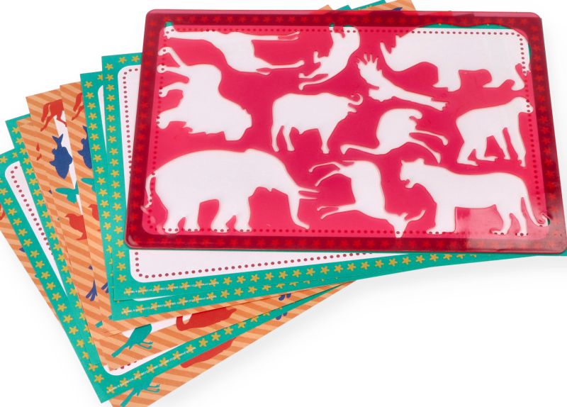 Szablony dzikie zwierzęta - zestaw z kredkami 