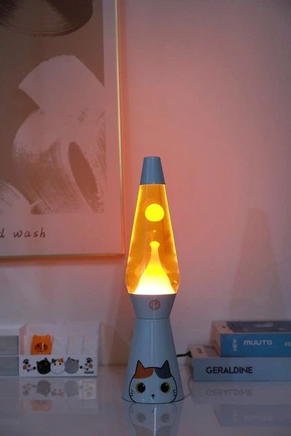 Lampka dekoracyjna lawa biały kot