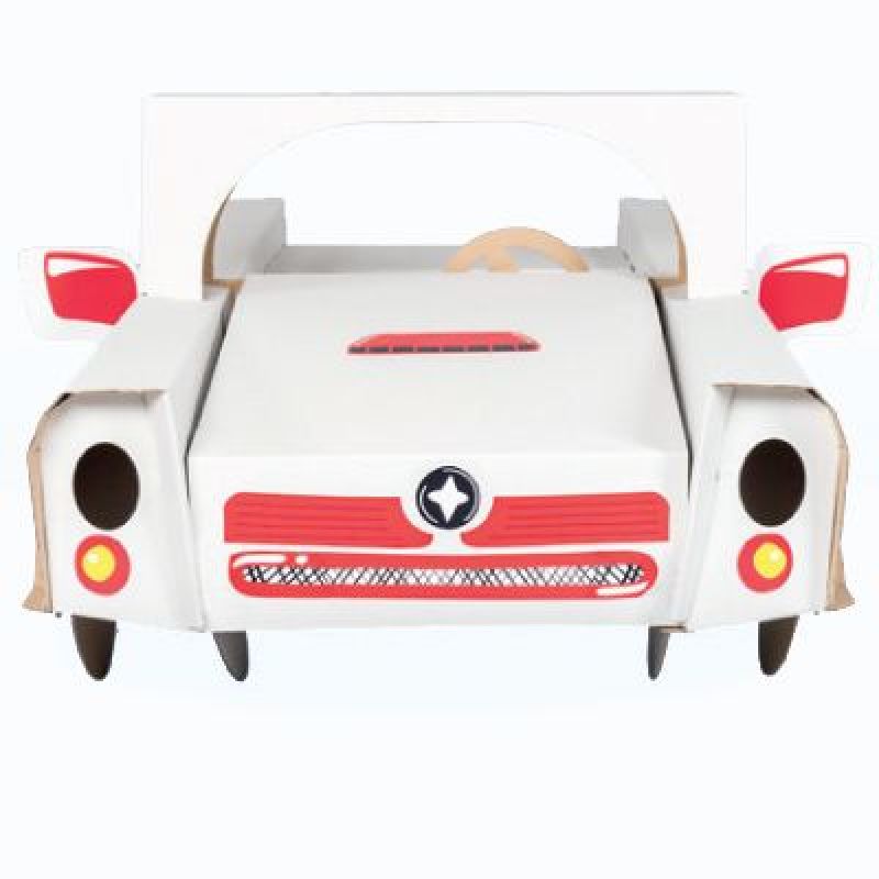 Samochód duży kartonowy z naklejkami