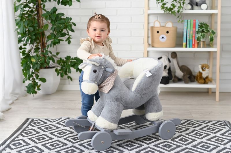 Bujaczek Konik Szary z fotelikiem i kołami