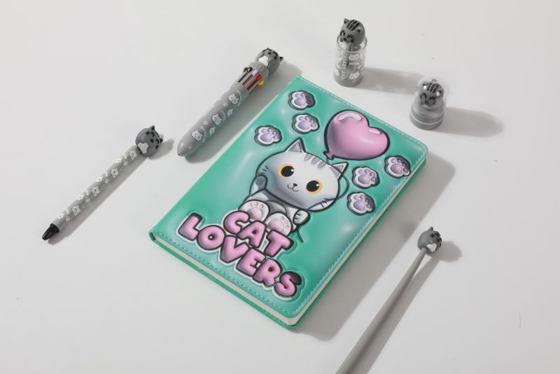 Notes A5 miętowy w twardej okładce z piankowym obiciem 96k