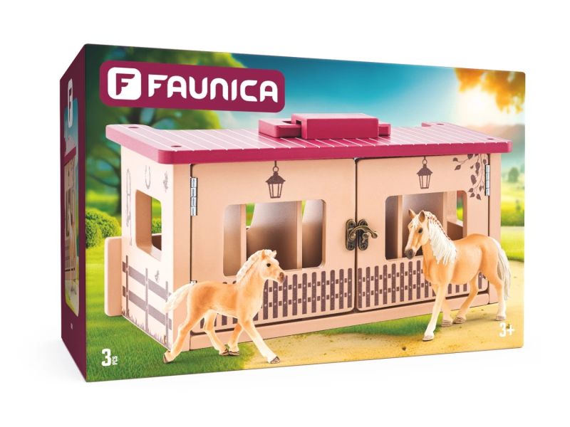 Faunica Drewniana stajnia na 6 stanowisk