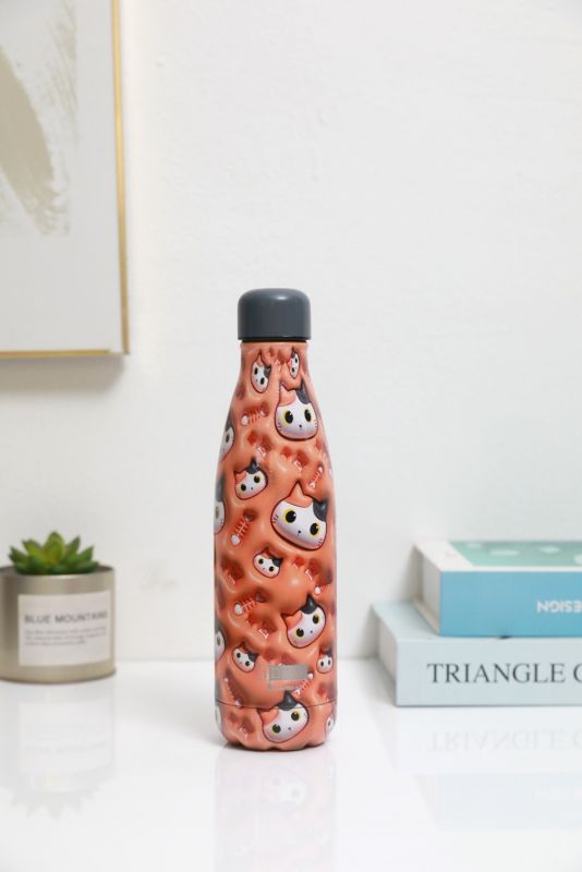 Termos z pomarańczowym kotem długo podtrzymujący ciepło