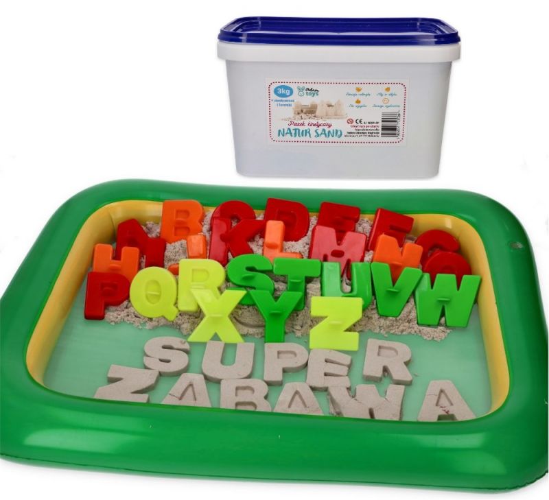 Piasek kinetyczny 3 kg NaturSand z foremkami i piaskownicą