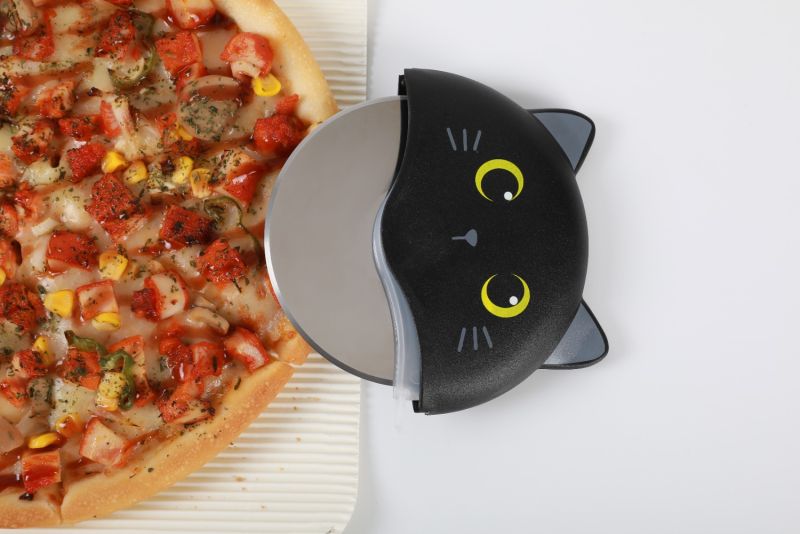 Radełko do krojenia pizzy z kotem