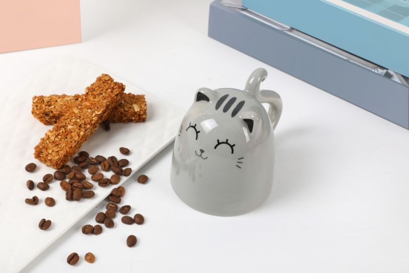 Kubek up & down szary kot 